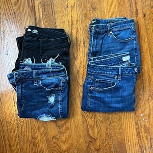 4 Pairs Women’s Jeans